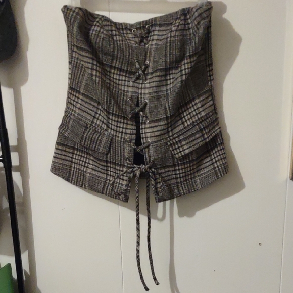 emory park Tops - Emory Park Plaid Lace-Up Crop Top